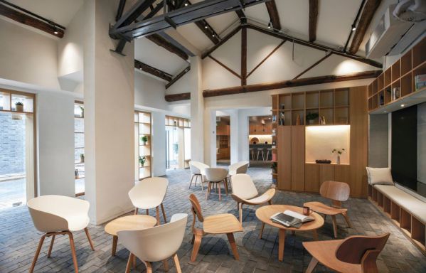 辦公室裝修中隔斷的種類以及優(yōu)點