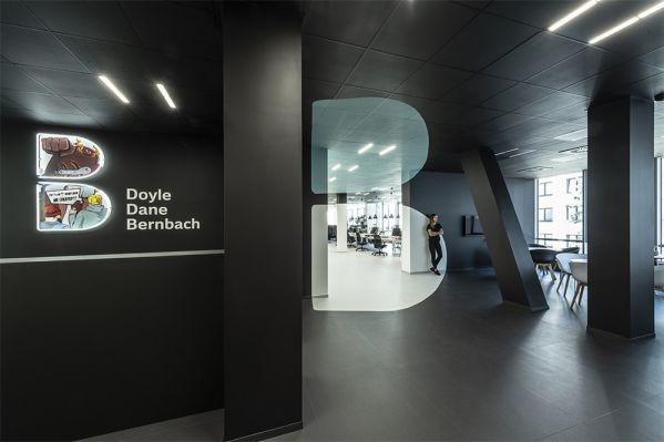 辦公室設(shè)計(jì)時怎樣保證空間隔音效果